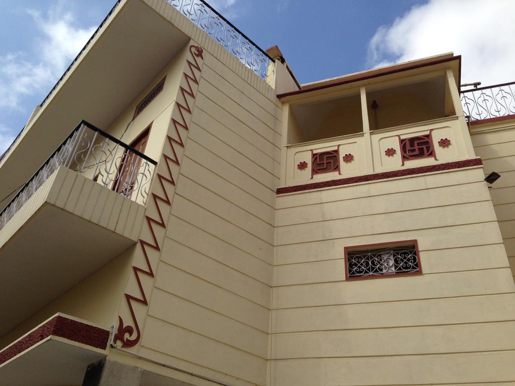 Granny'S Inn Varanasi Exterior photo